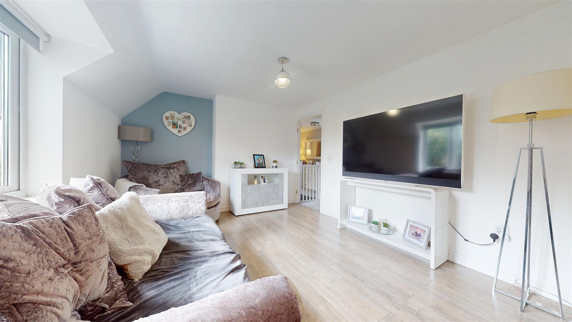 3 bed property in Randall Drive, Milton Keynes